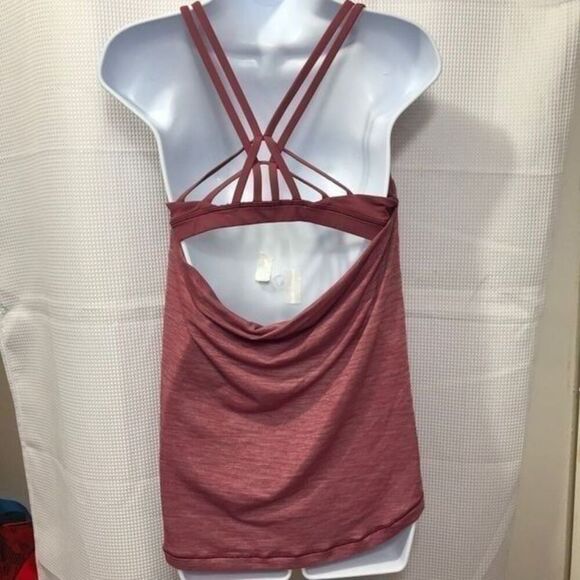 Lululemon Moment To Movement 2-In-1 Tank Heathered Cherry Tint  size 6….0304 - Picture 3 of 4